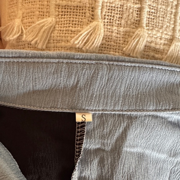 Two-Tone Black and Blue Button-Up Shirt - Picture 3 of 3